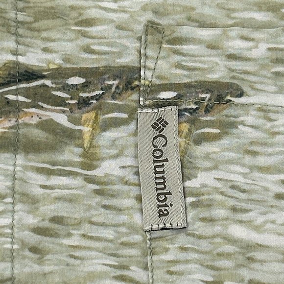 Columbia Shirt Men M Multicolor Fish Short Sleeve Pocket Button Up River Lodge - Picture 2 of 10